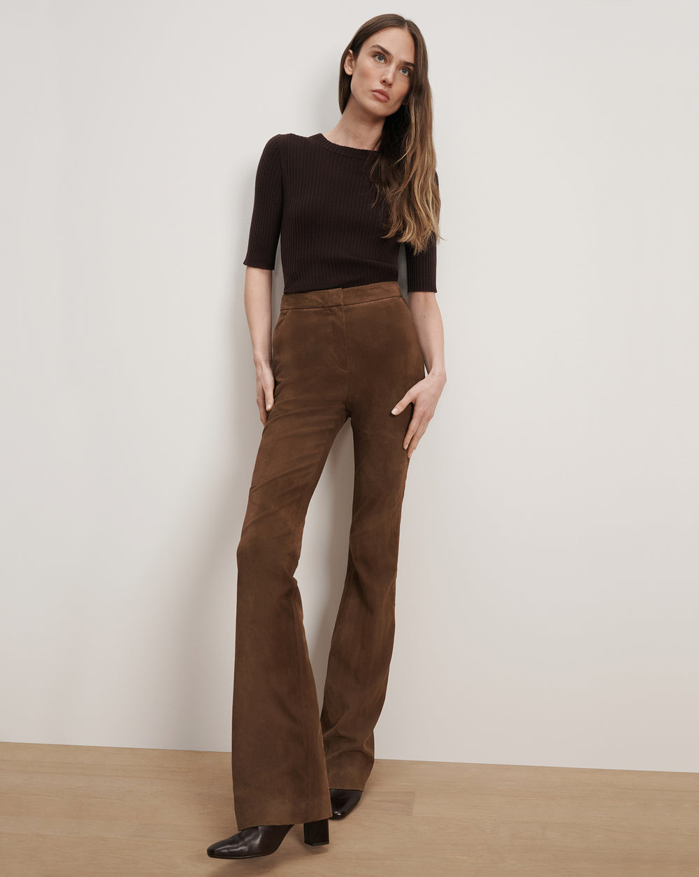 2509LT8560754_MOCHA_01